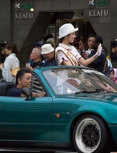 七夕祭りオープニングパレード(織姫は何を教えたか)